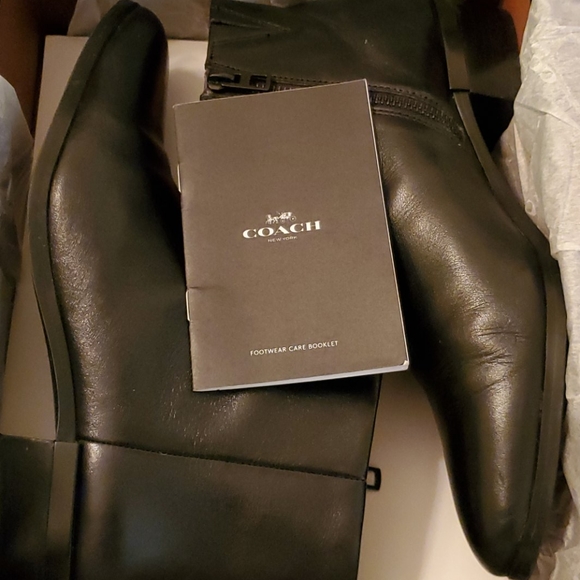 COACH New York (Bootie Boot) - Picture 7 of 9